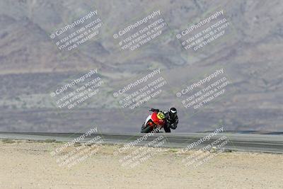 media/Dec-07-2025-CVMA (Sun) [[3e7d2de5dc]]/Race 9-Formula UL Shootout/